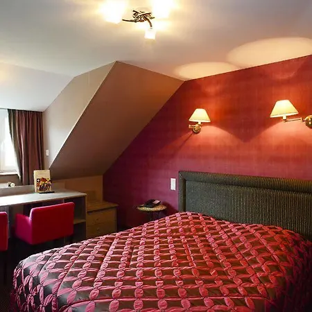 De La Croix D'or Hotel 3*