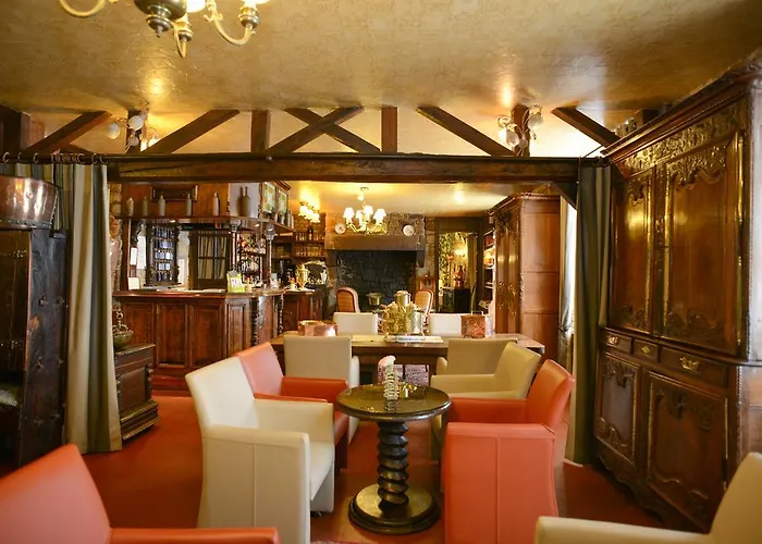 Hotel De La Croix D'or Avranches