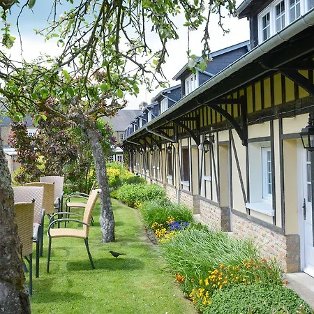 Otel Logis Hotel Restaurant De La Croix D'Or-Avranches 3*