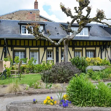 Otel Logis Hotel Restaurant De La Croix D'Or-Avranches