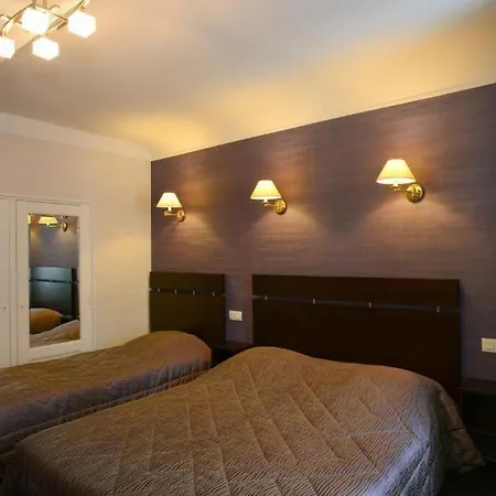 De La Croix D'or Avranches