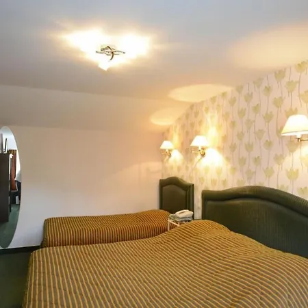 Logis Hotel Restaurant De La Croix D'Or-Avranches 3* Avranches