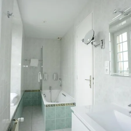 De La Croix D'or Hotel 3*