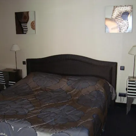 Hotel De La Croix D'or 3*