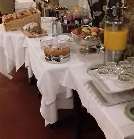 De La Croix D'or Hotel