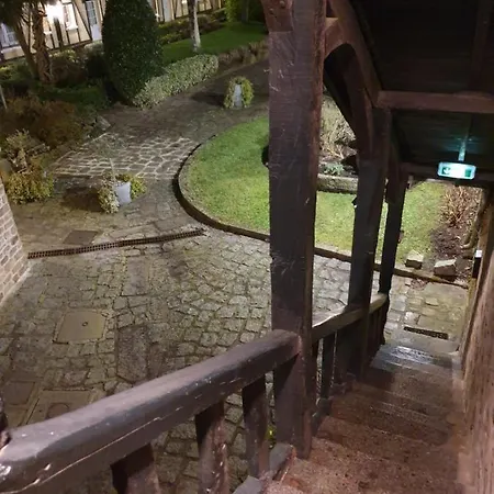 Logis Hotel Restaurant De La Croix D'Or-Avranches
