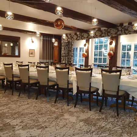 Logis Hotel Restaurant De La Croix D'Or-Avranches Otel
