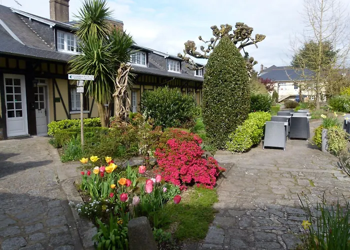 Hotel De La Croix D'or 3*