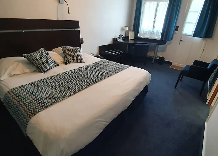 De La Croix D'or Avranches