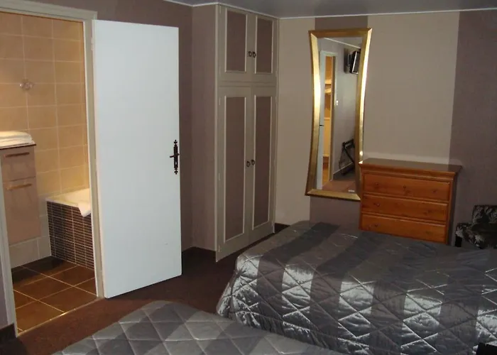 Hotel De La Croix D'or 3*