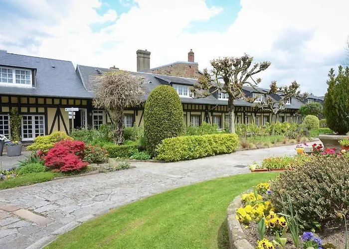 Hotel De La Croix D'or 3*