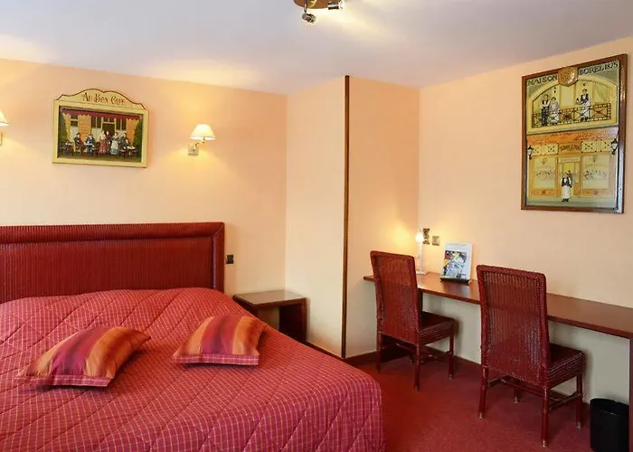 De La Croix D'or Hotel