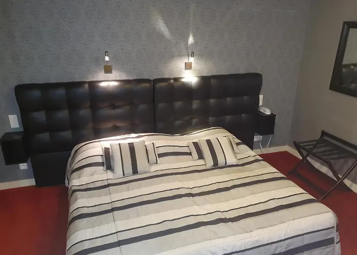 Hotel De La Croix D'or