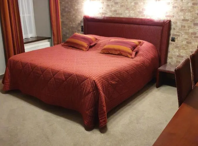 Hotel De La Croix D'or